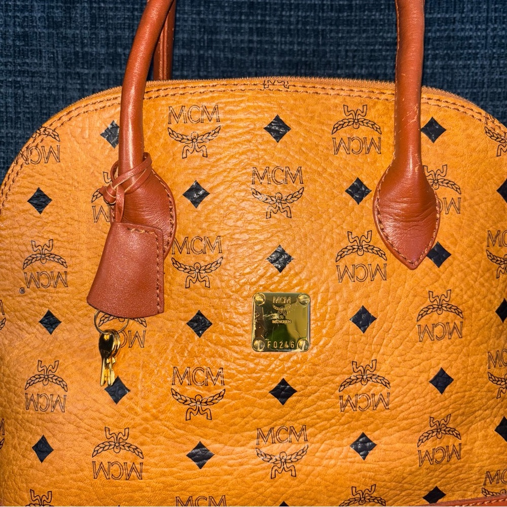 MCM cognac alma handbag - Picture 3 of 11